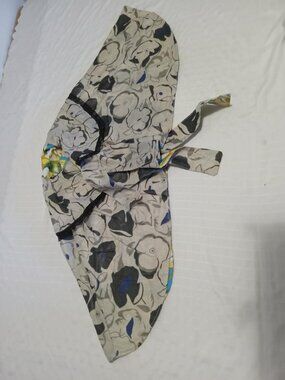 Handmade reversible cotton cape with lace and drawstrings